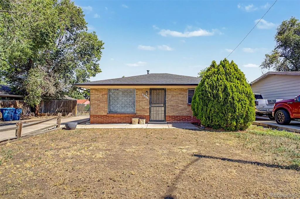 6171 E 64th Place Commerce City CO 80022