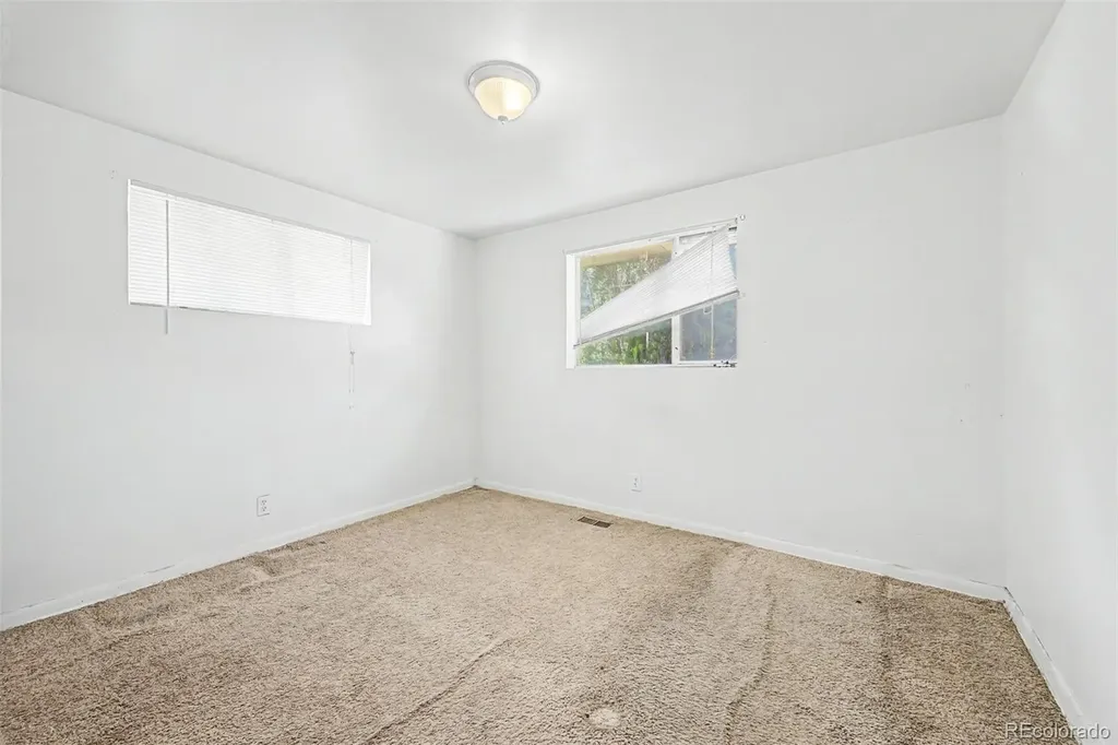 6171 E 64th Place Commerce City CO 80022