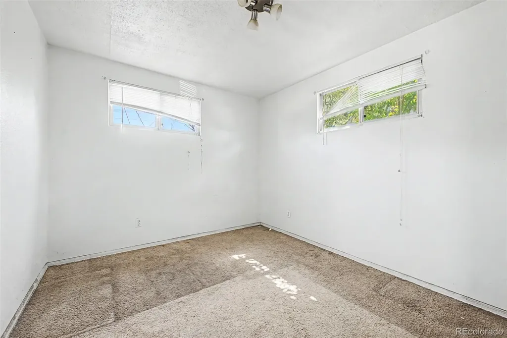 6171 E 64th Place Commerce City CO 80022