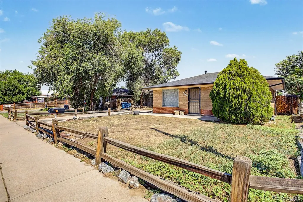 6171 E 64th Place Commerce City CO 80022