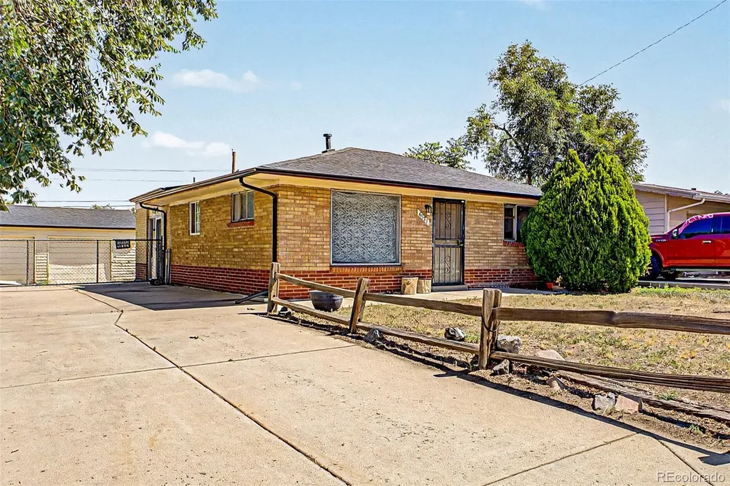 6171 E 64th Place Commerce City CO 80022