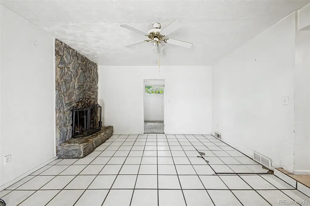 6171 E 64th Place Commerce City CO 80022