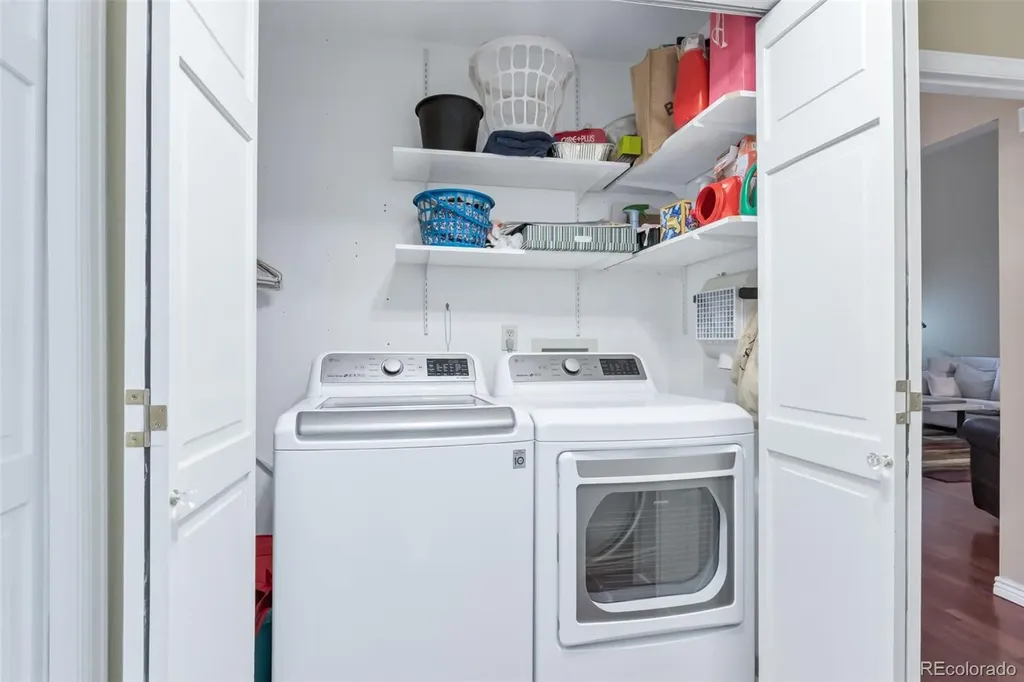 4977 S Eagle Circle Aurora CO 80015