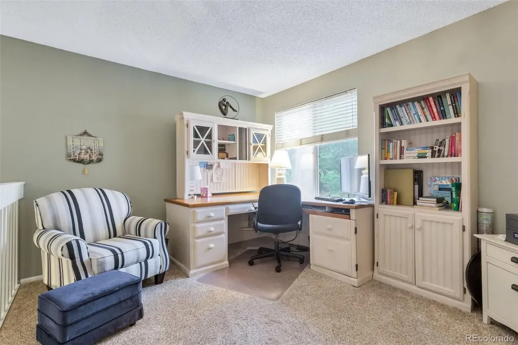 4977 S Eagle Circle Aurora CO 80015