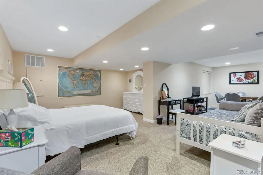 4977 S Eagle Circle Aurora CO 80015