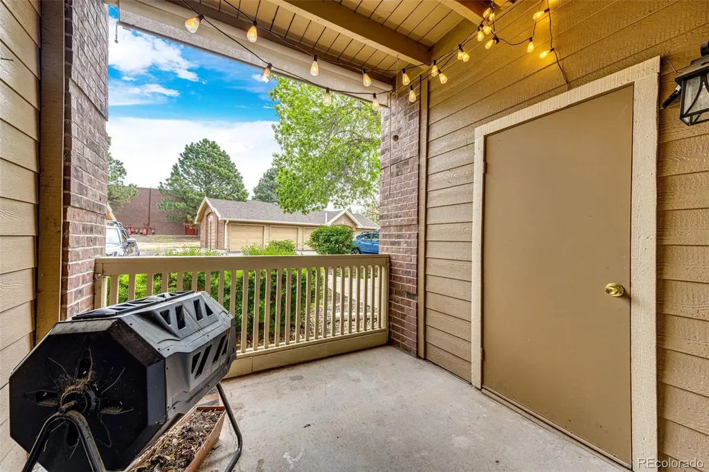 1631 W Canal Circle Littleton CO 80120