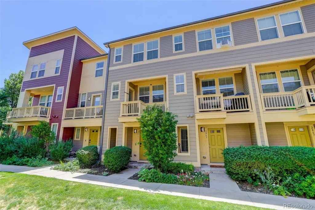 2861 Iola Street Denver CO 80238