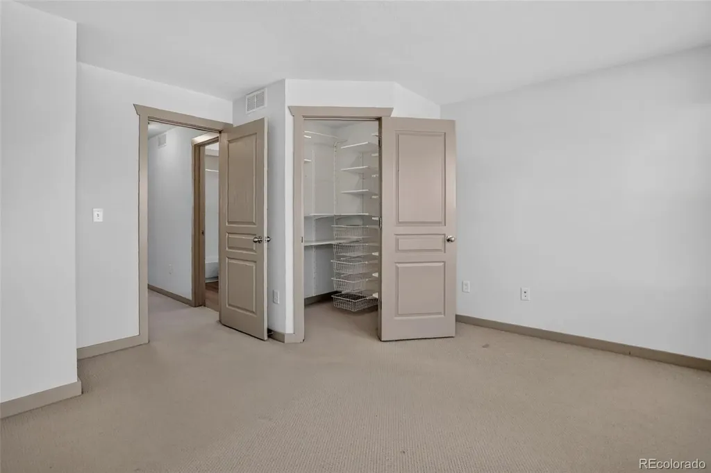 2861 Iola Street Denver CO 80238