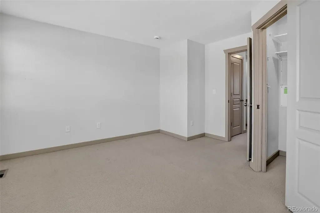 2861 Iola Street Denver CO 80238