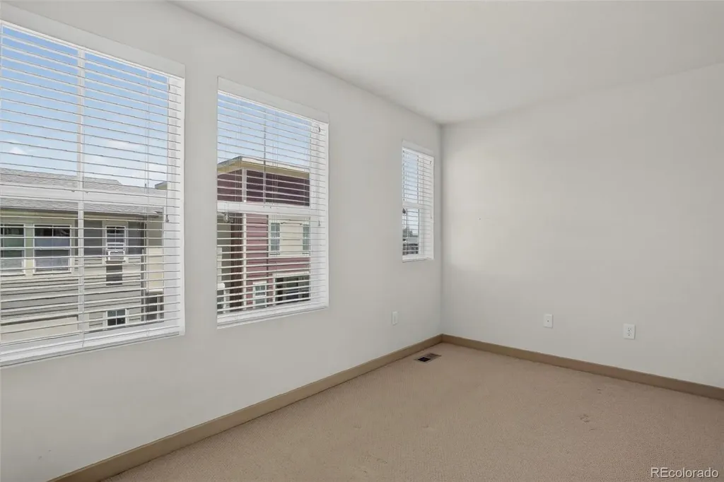 2861 Iola Street Denver CO 80238