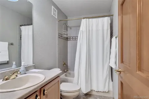 7968 S Algonquian Court Aurora CO 80016