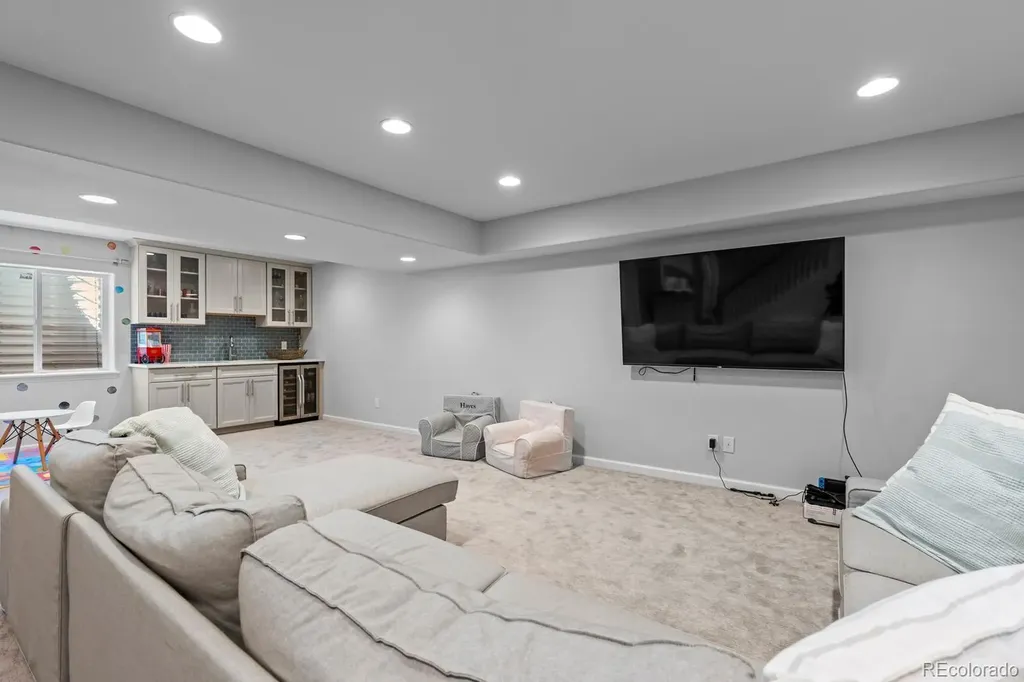 1017 S Krameria Street Denver CO 80224