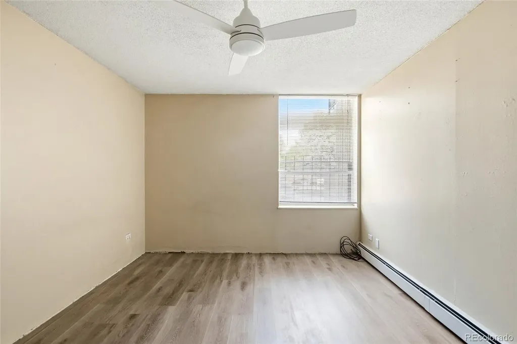 2231 S Vaughn Way Aurora CO 80014