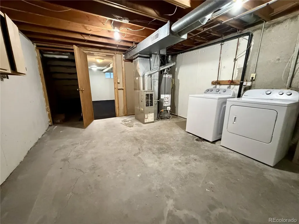 8909 Field Street Broomfield CO 80021
