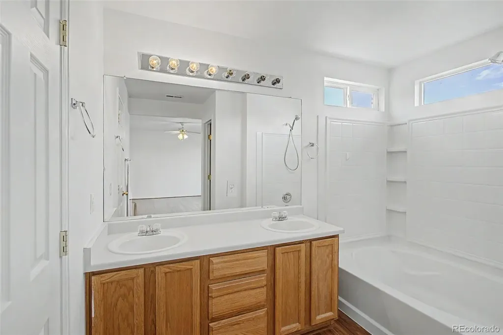 7455 S Norfolk Way Aurora CO 80016