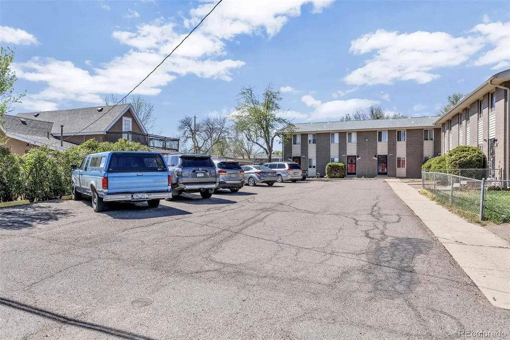 3817 Oak Street Wheat Ridge CO 80033