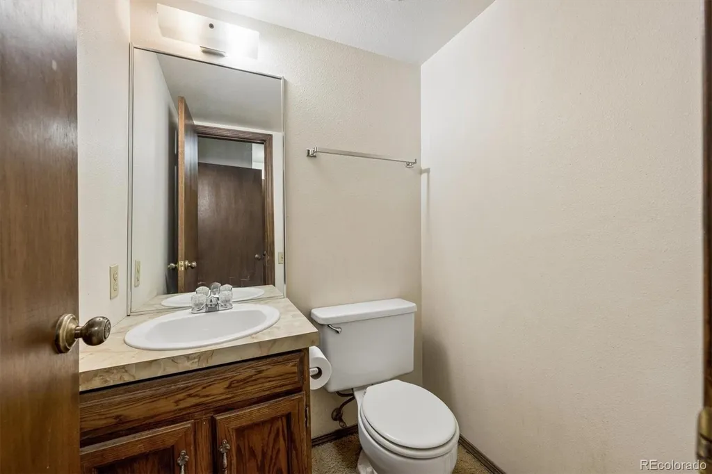 7101 W Yale Avenue Denver CO 80227