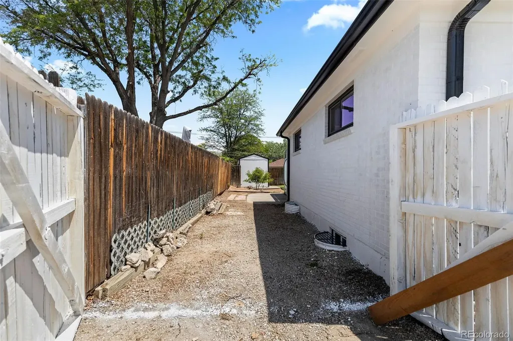 7102 Kalamath Street Denver CO 80221