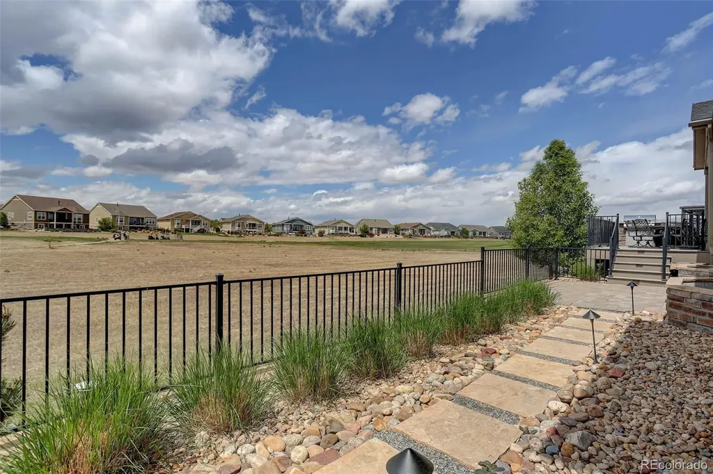 15217 Roslyn Street Thornton CO 80602