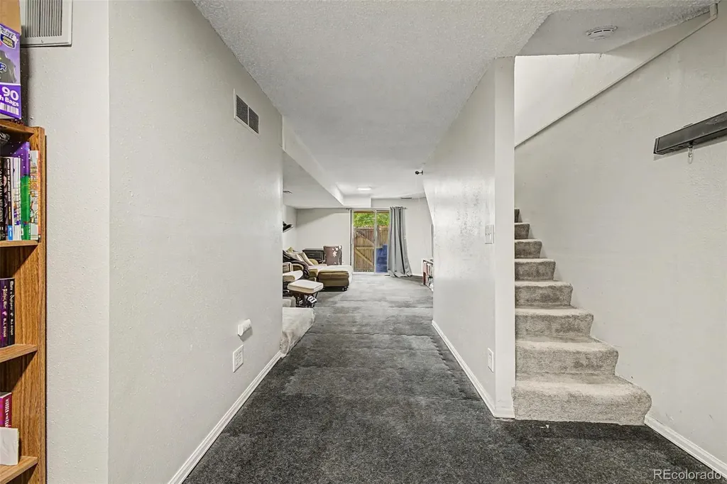 6708 S Holland Way Littleton CO 80128
