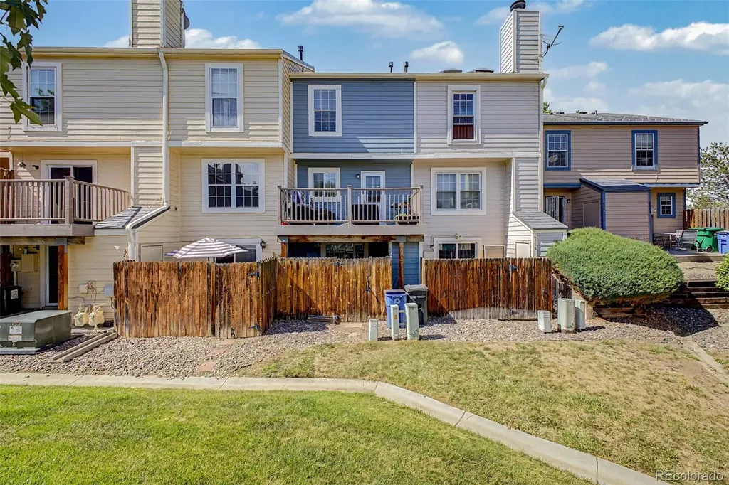 6708 S Holland Way Littleton CO 80128