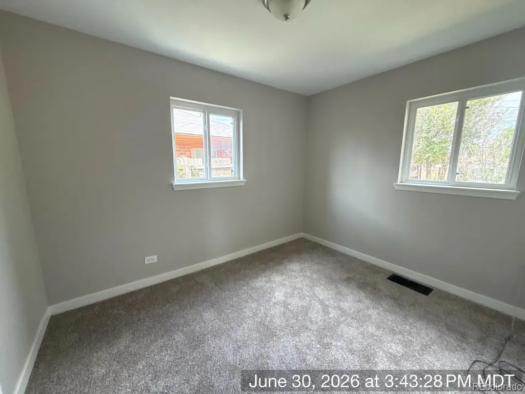 3290 Magnolia Street Denver CO 80207