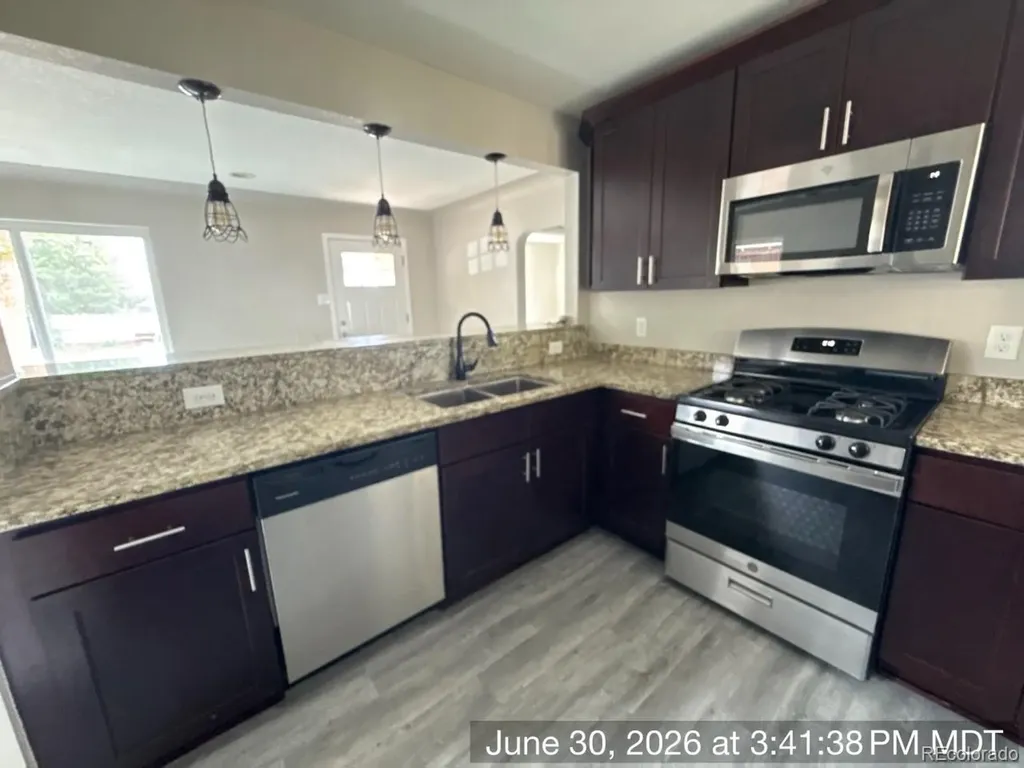 3290 Magnolia Street Denver CO 80207