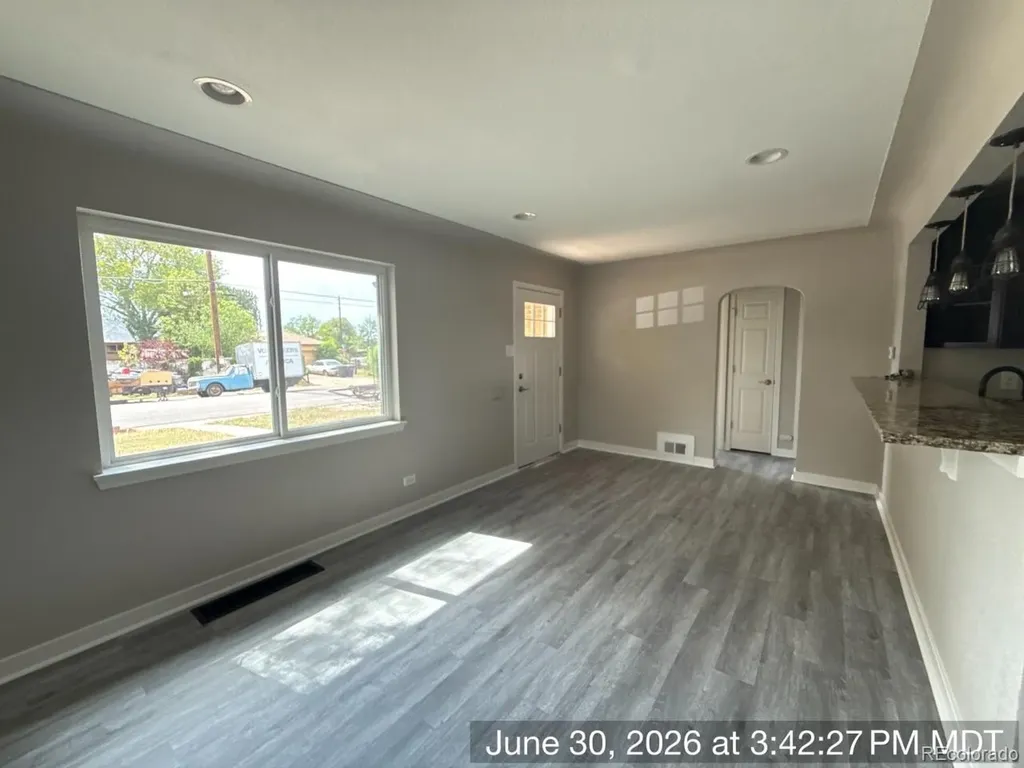 3290 Magnolia Street Denver CO 80207