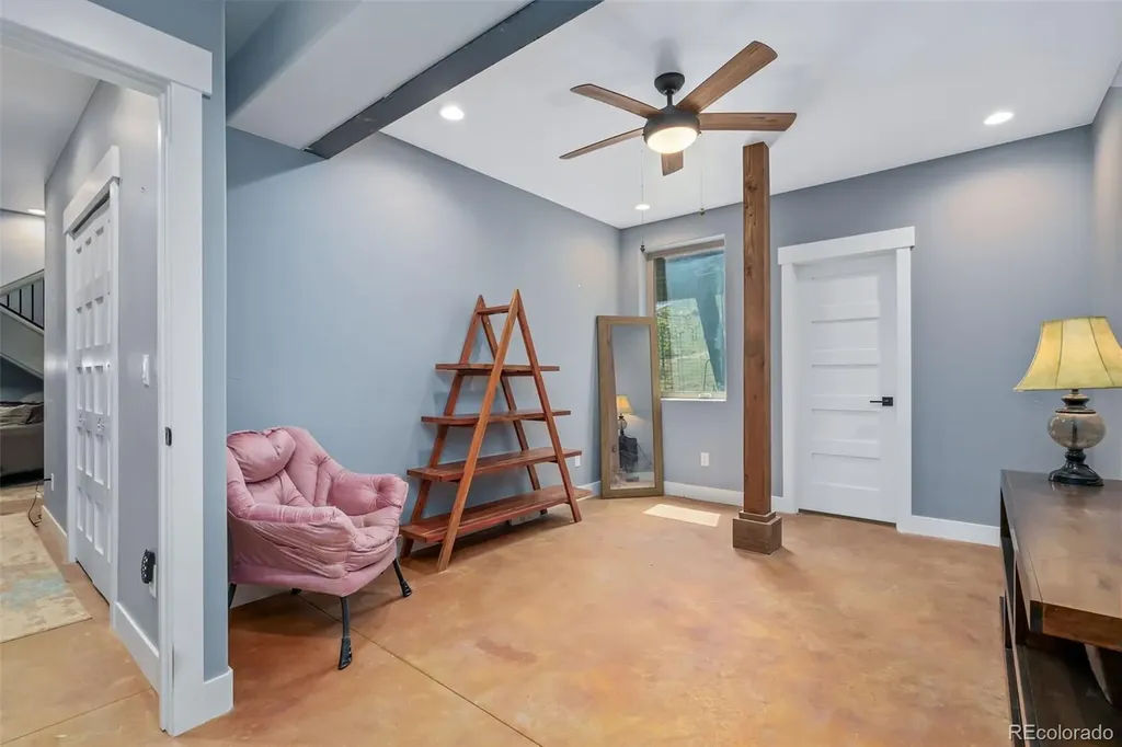 405 Moondance Way Bellvue CO 80512