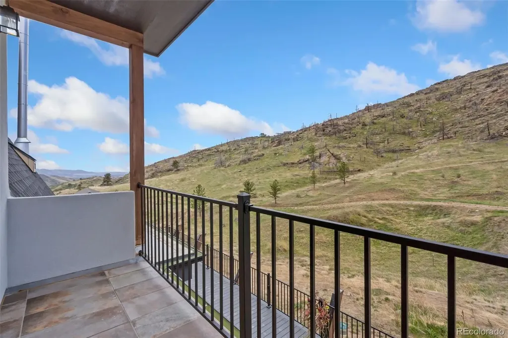 405 Moondance Way Bellvue CO 80512