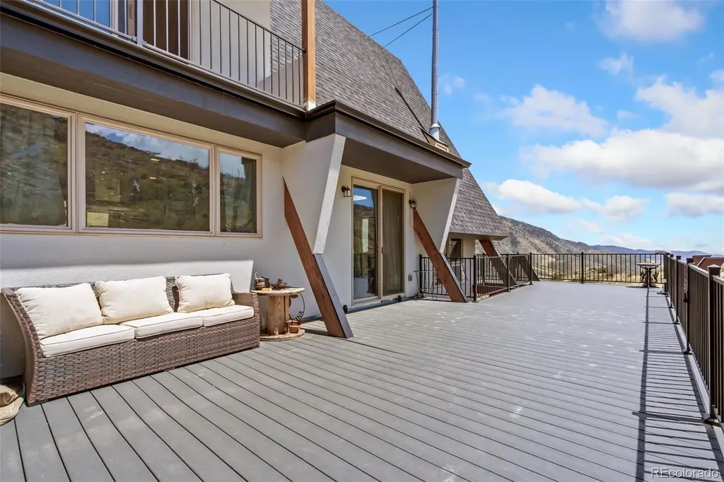 405 Moondance Way Bellvue CO 80512