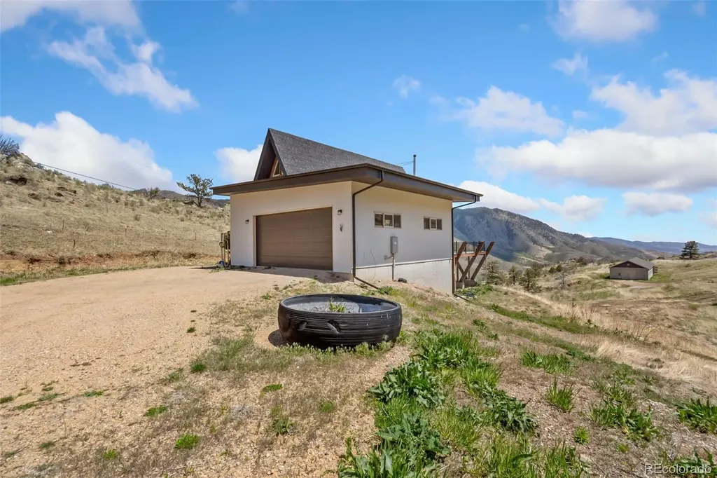 405 Moondance Way Bellvue CO 80512
