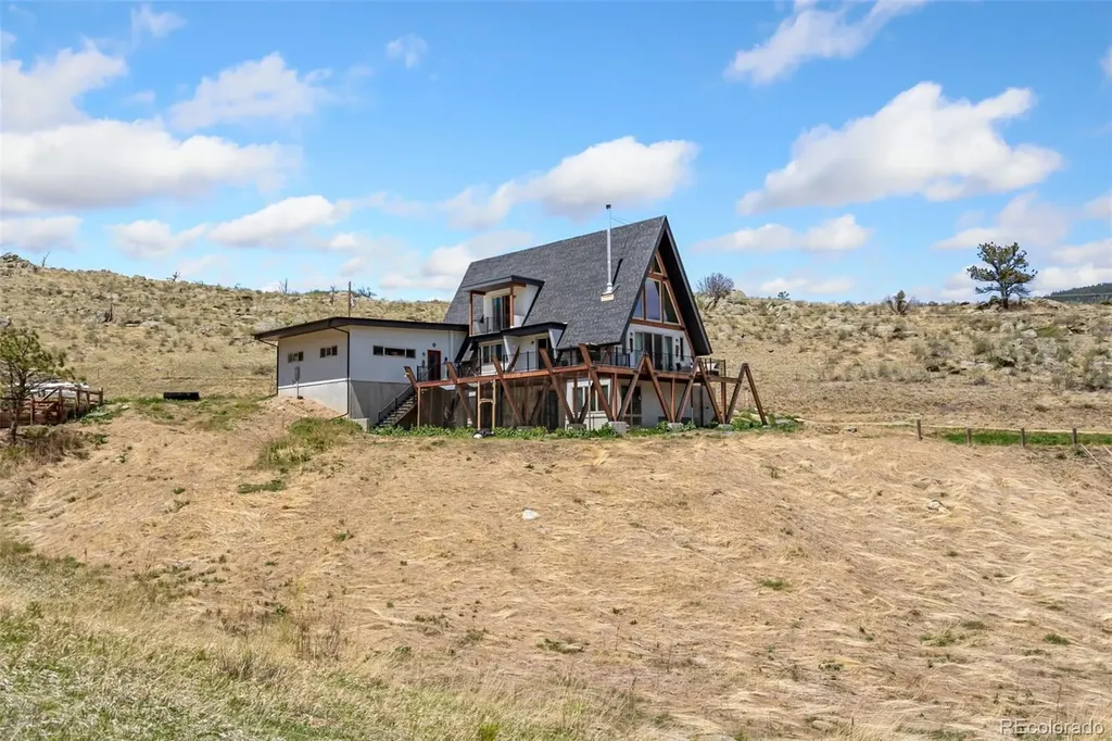 405 Moondance Way Bellvue CO 80512