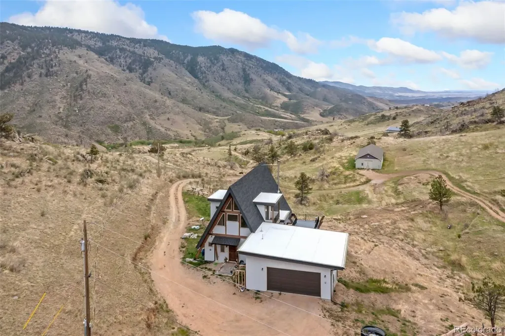 405 Moondance Way Bellvue CO 80512