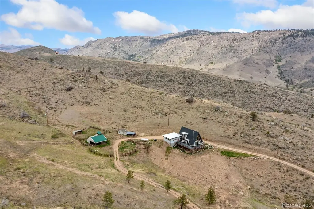 405 Moondance Way Bellvue CO 80512