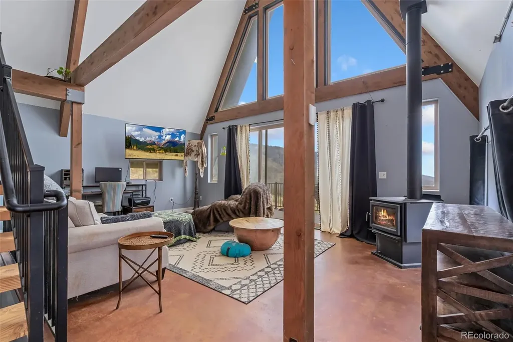 405 Moondance Way Bellvue CO 80512