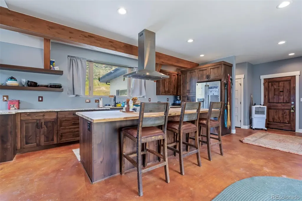 405 Moondance Way Bellvue CO 80512