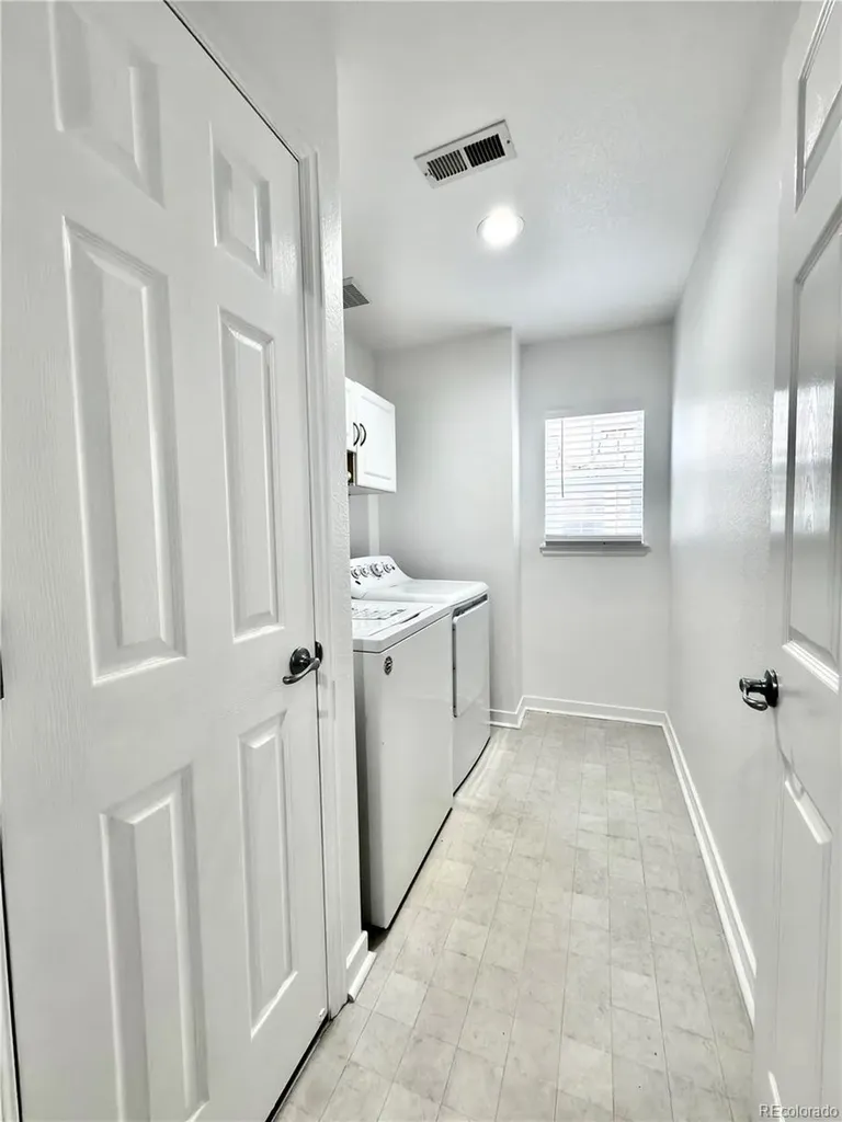 10094 Amston Street Parker CO 80134