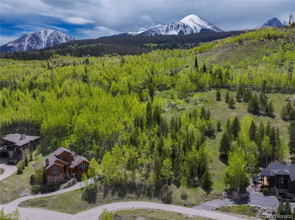 2635 Hunters Knob Road Silverthorne CO 80498