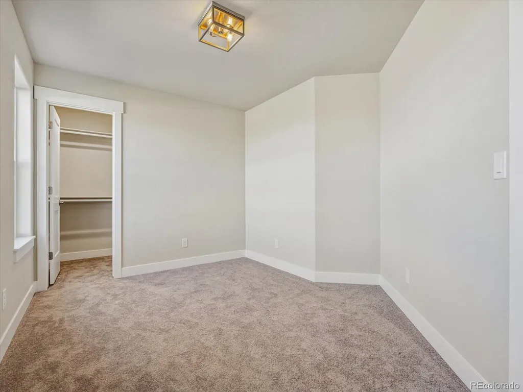 3643 Crested Owl Court Dacono CO 80514