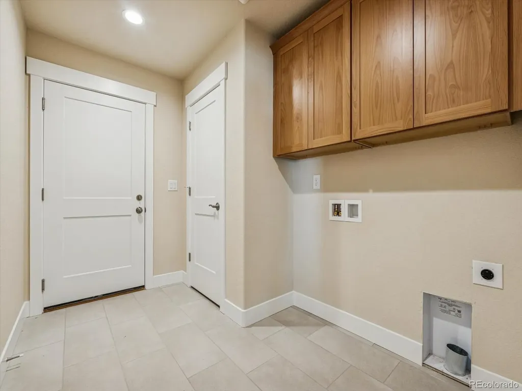 3643 Crested Owl Court Dacono CO 80514