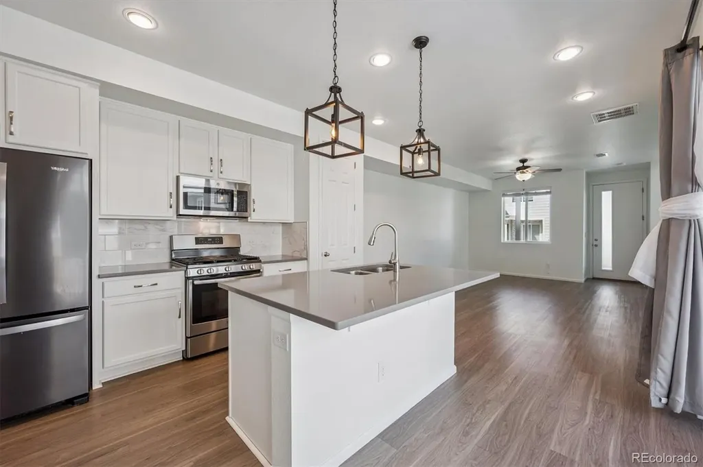23627 E 5th Place Aurora CO 80018