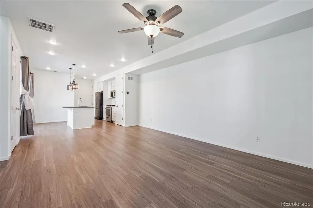 23627 E 5th Place Aurora CO 80018