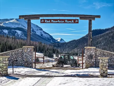 2418 Forest Road 526 Creede CO 81130