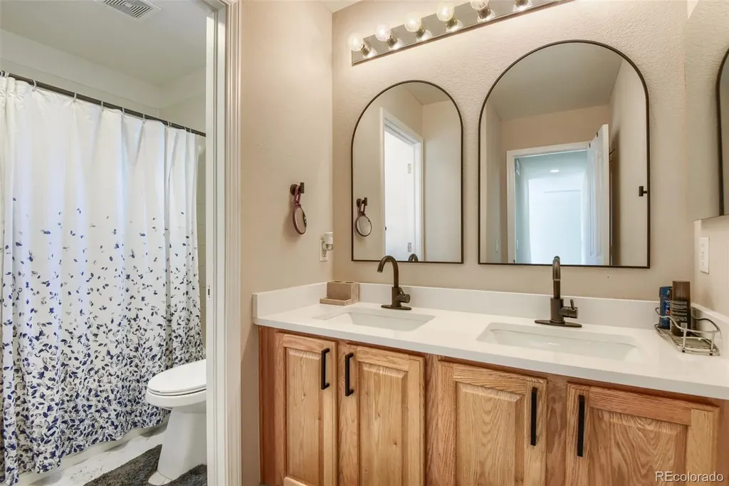 24364 E Fremont Drive Aurora CO 80016