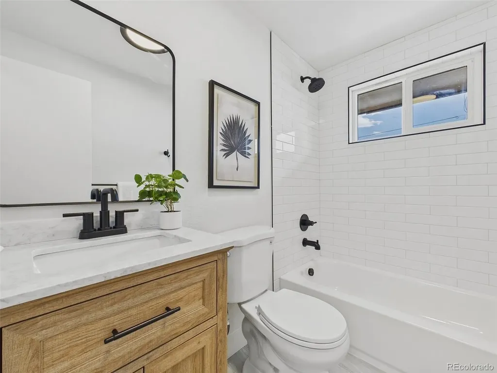 1372 Zenobia Street Denver CO 80204