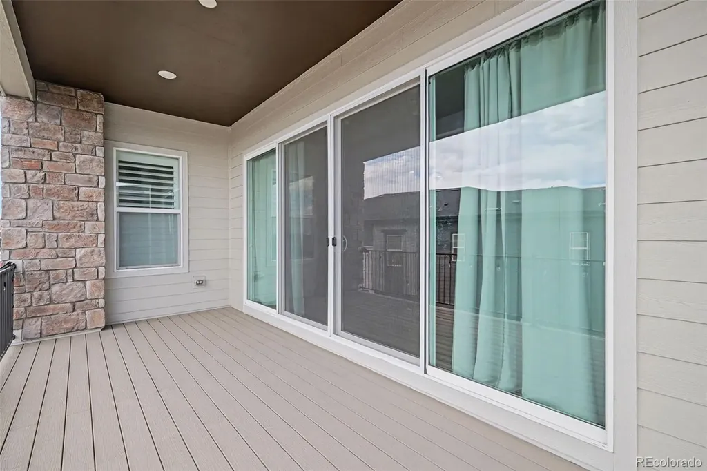 7118 Canyonpoint Road Castle Pines CO 80108