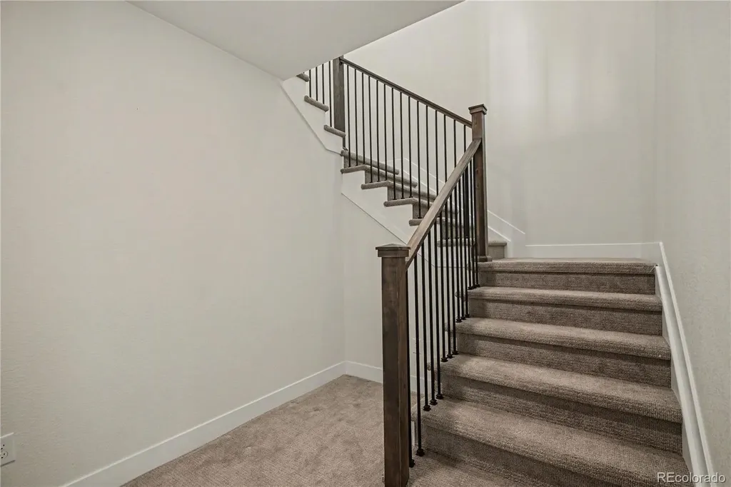 7118 Canyonpoint Road Castle Pines CO 80108