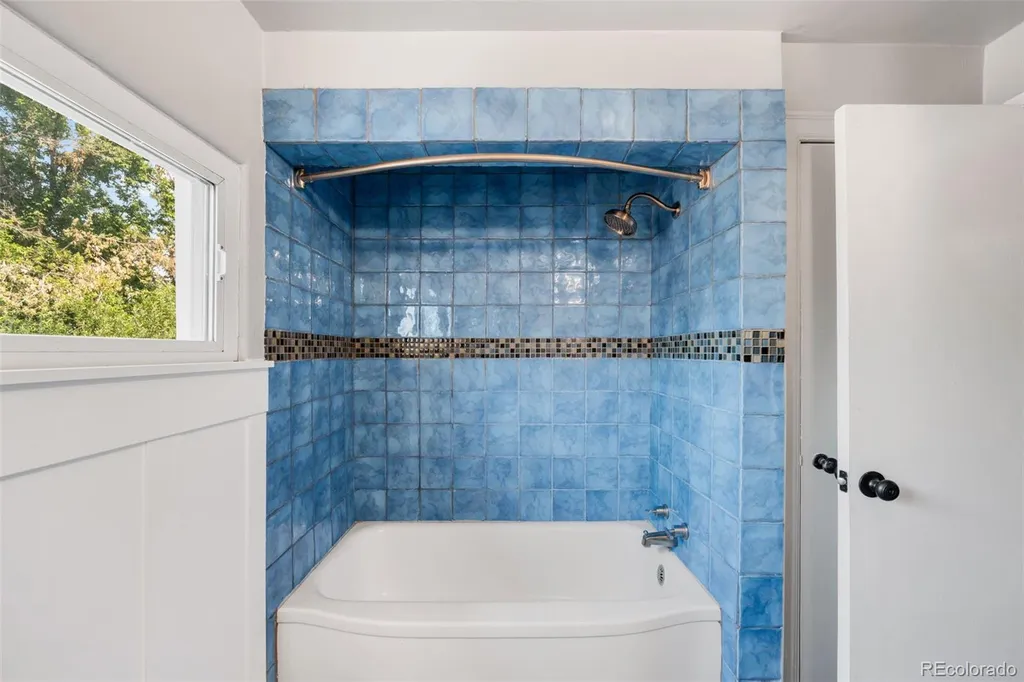 2269 Albion Street Denver CO 80207