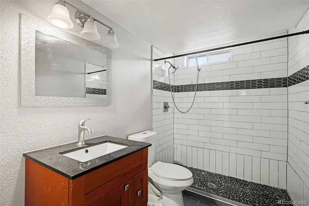 661 E Fremont Avenue Littleton CO 80122